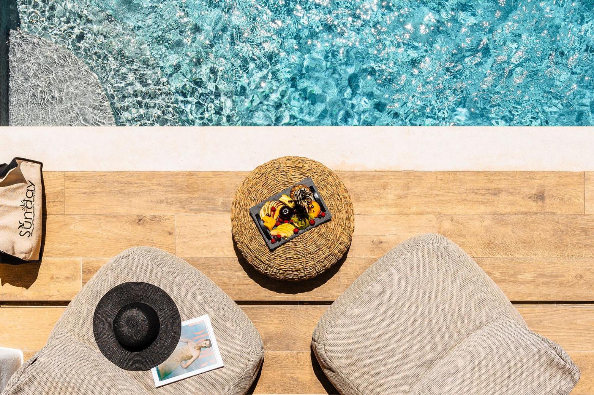 Sunday Luxury Suites Айя-Анна Экстерьер фото
